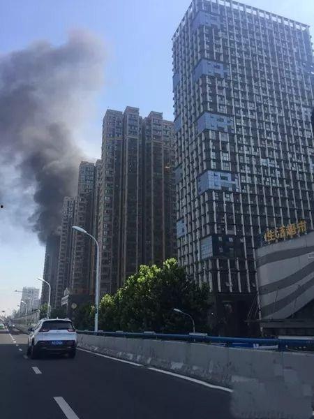 高层火灾爆料视频大全,揭秘爆料视频背后的生死瞬间