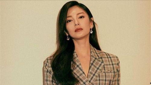 凤九是哪个明星娱乐圈吃瓜,揭秘娱乐圈明星背后的神秘面纱